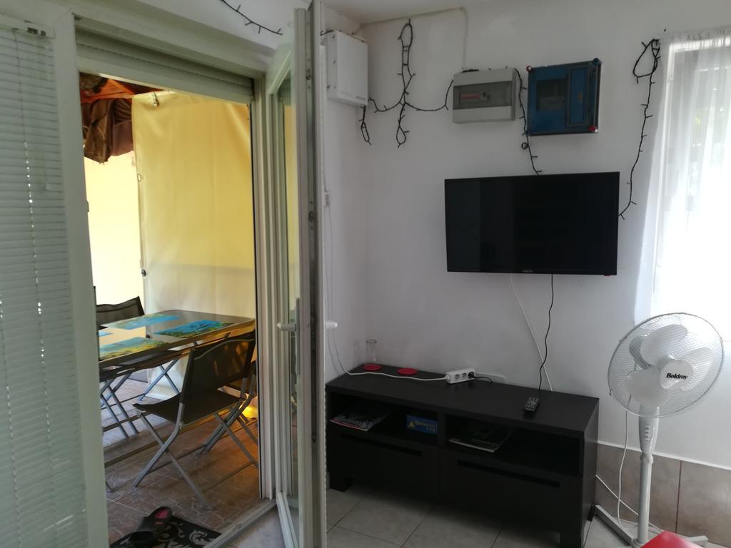 Tiszavirag Vendeghaz Villa Сегед Екстериор снимка