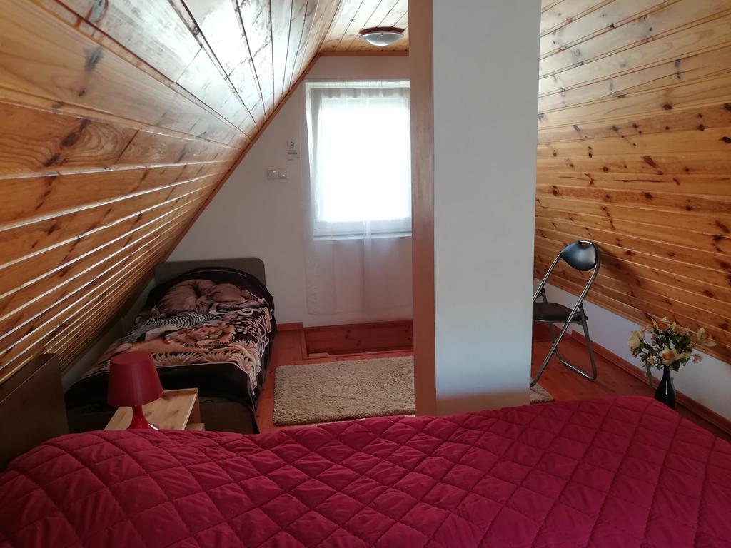 Tiszavirag Vendeghaz Villa Сегед Екстериор снимка