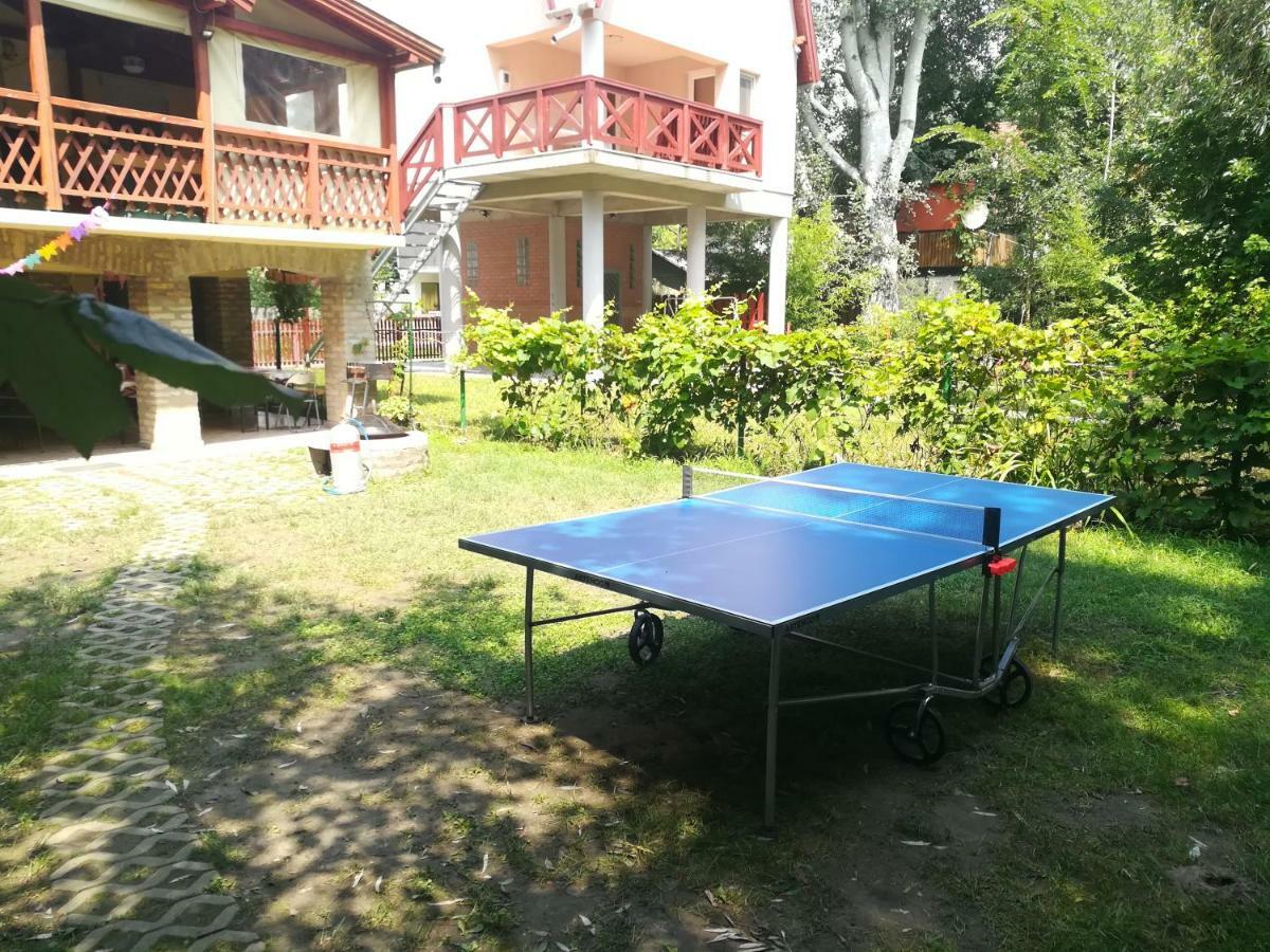 Tiszavirag Vendeghaz Villa Сегед Екстериор снимка